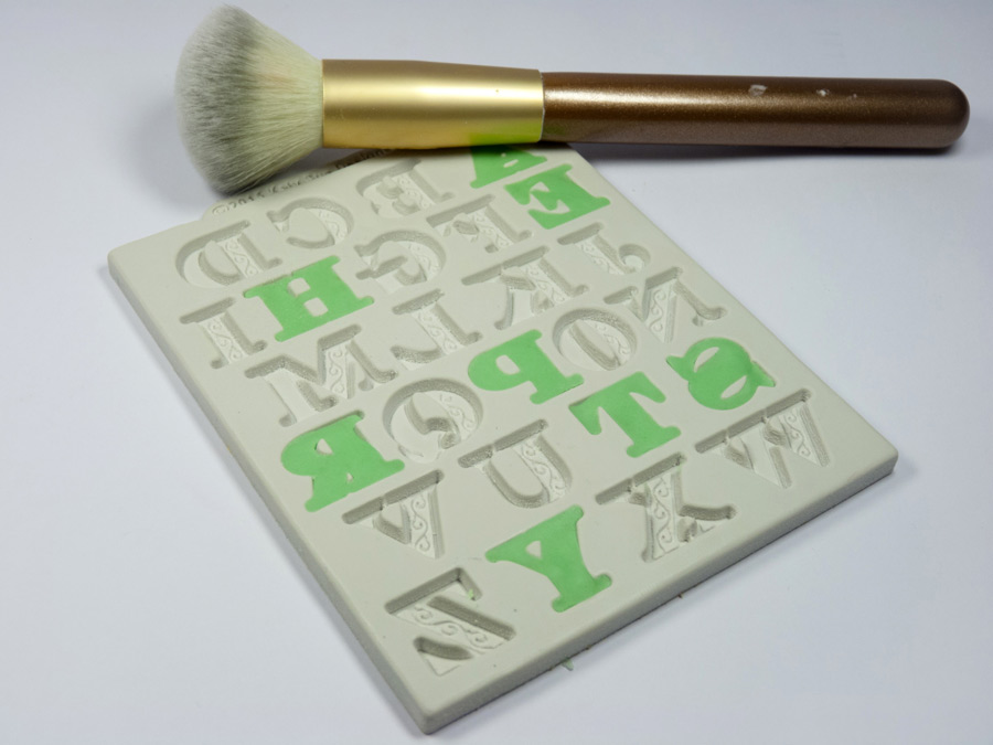 16-katy-sue-manuscript-alphabet-cake-mould