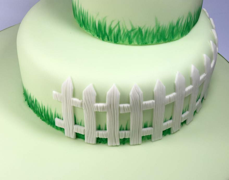 5-cake-fence