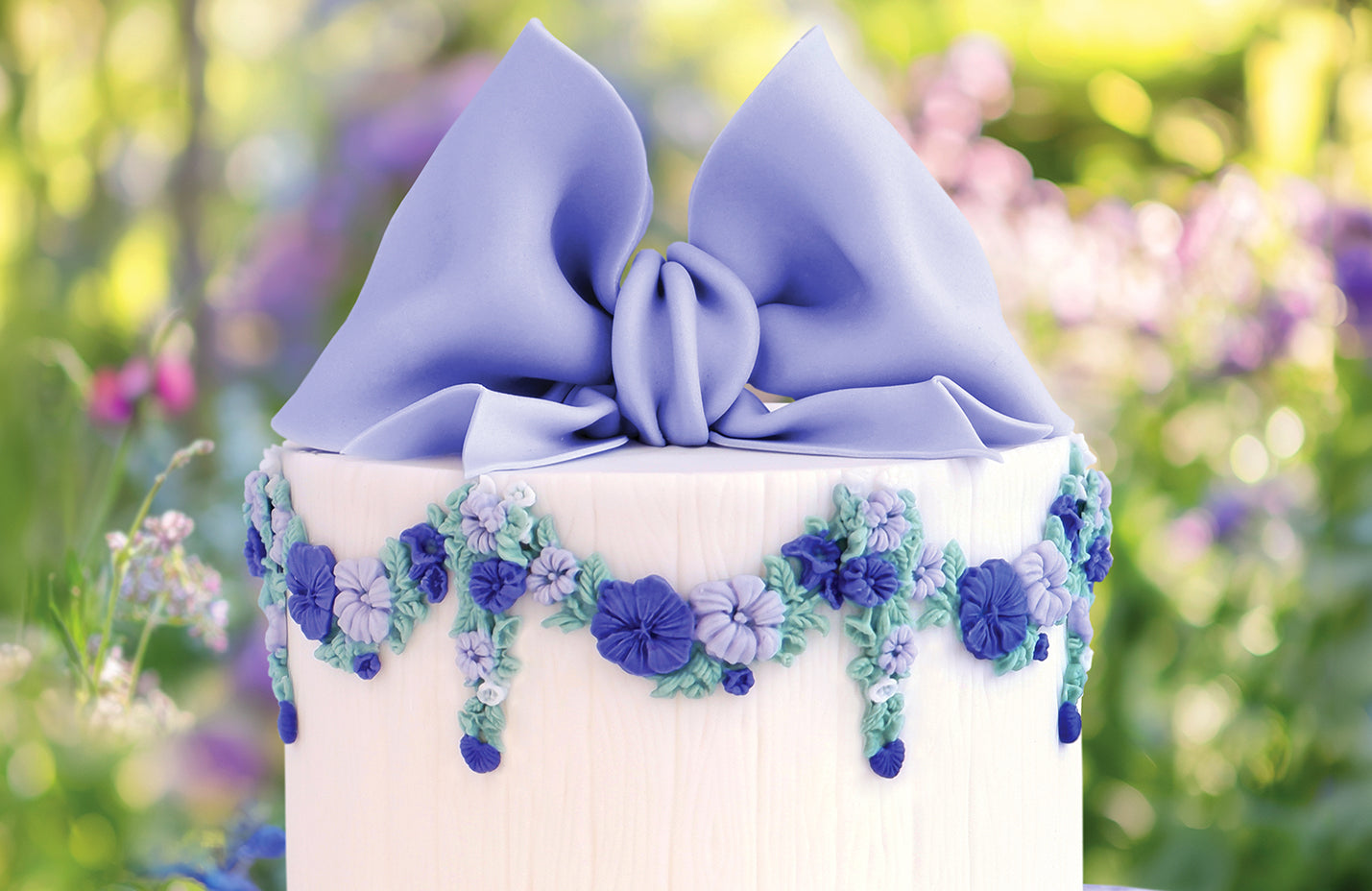 Floral Swag & Drop Mould for the prettiest cakes