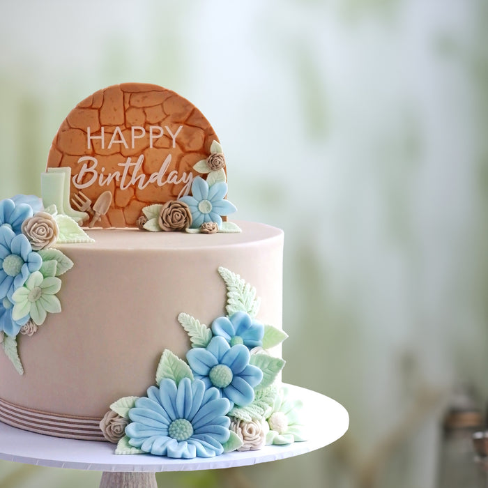 How To Create A Pretty Garden Themed Birthday Cake
