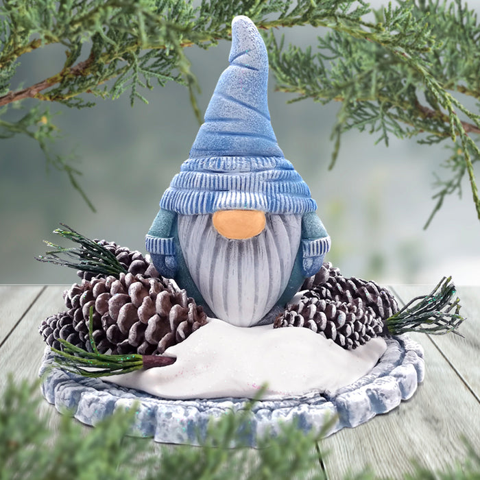 Winter Gnomes: make an enchanting decoration