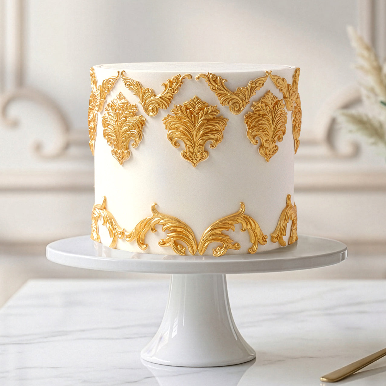 Rococo Corners & Crest Silicone Mould