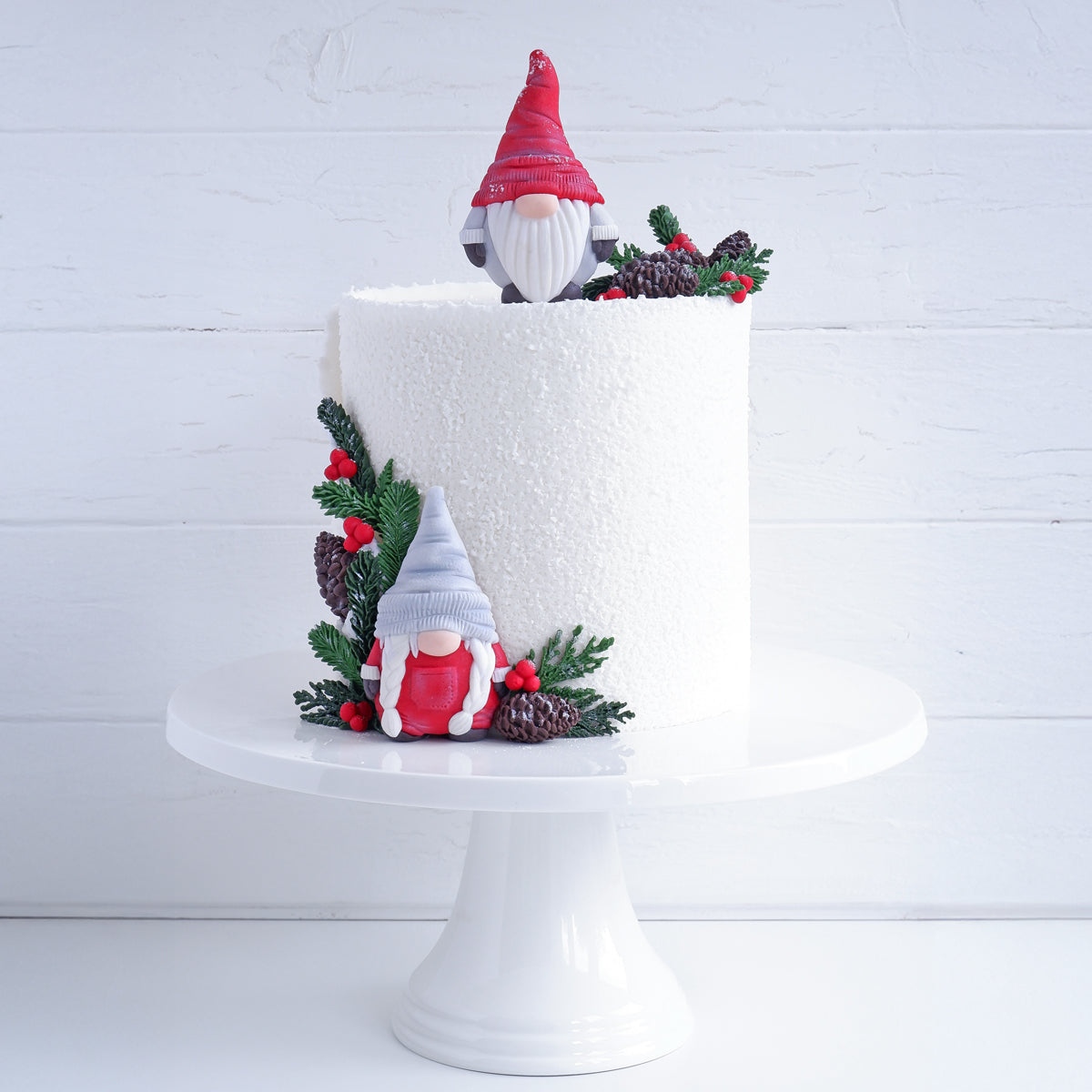 Frosty Fir Trees Cake: decorate this charming Christmas