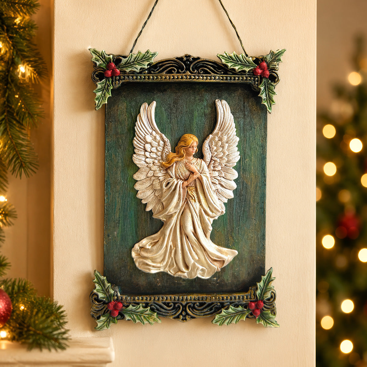 Cosmic Shimmer Holly Corners Silicone Mould