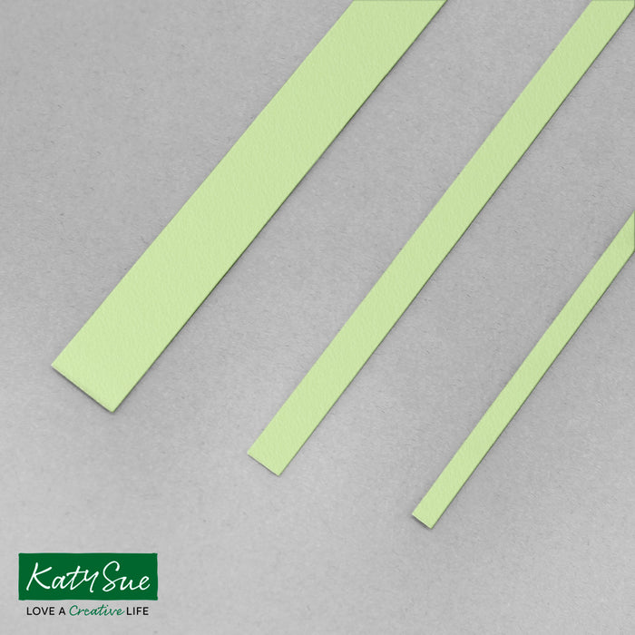 Pastellgrüne 10 mm einfarbige Quilling-Streifen (Packung mit 100 Stück)