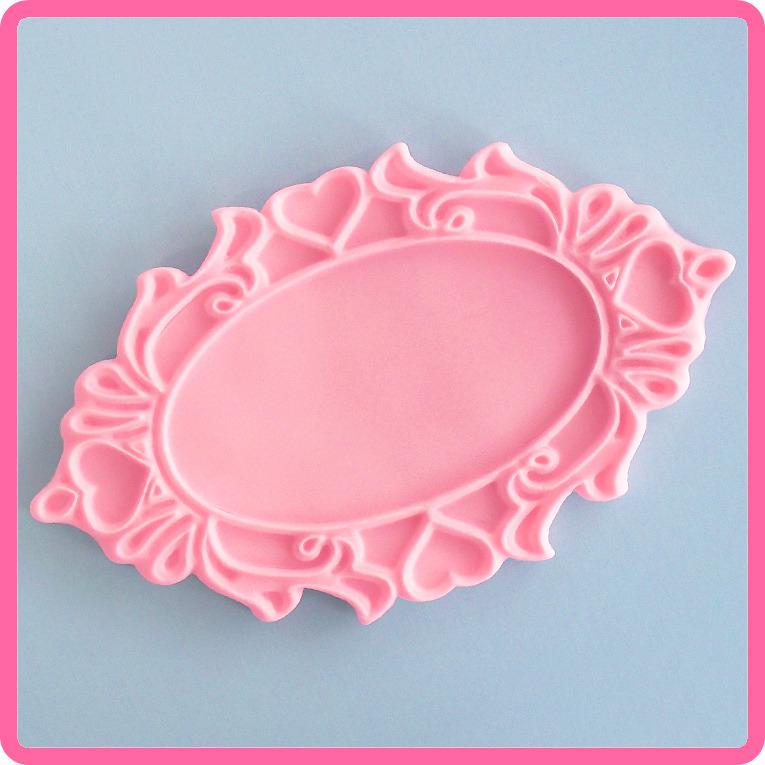 CD - An idea using the Oval Hearts Decorative Plaque Silicone Mould product