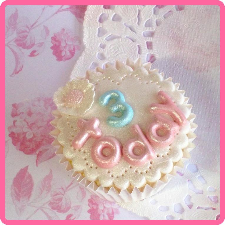 CD - An idea using the Domed Alphabet Lower Case Silicone Mould product