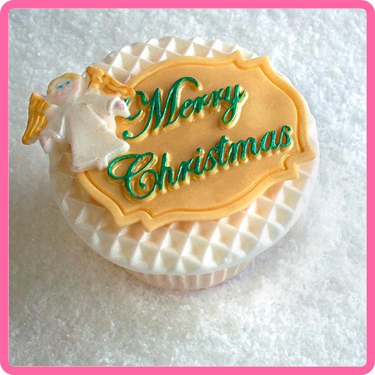 CD - An idea using the Christmas Embellishments Mould product