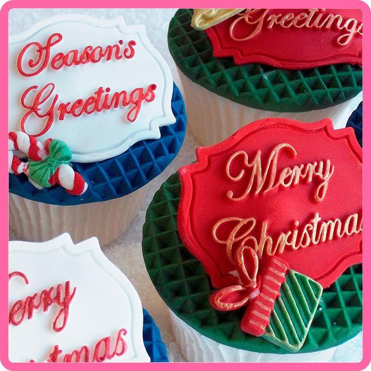 CD - An idea using the Christmas Embellishments Mould product