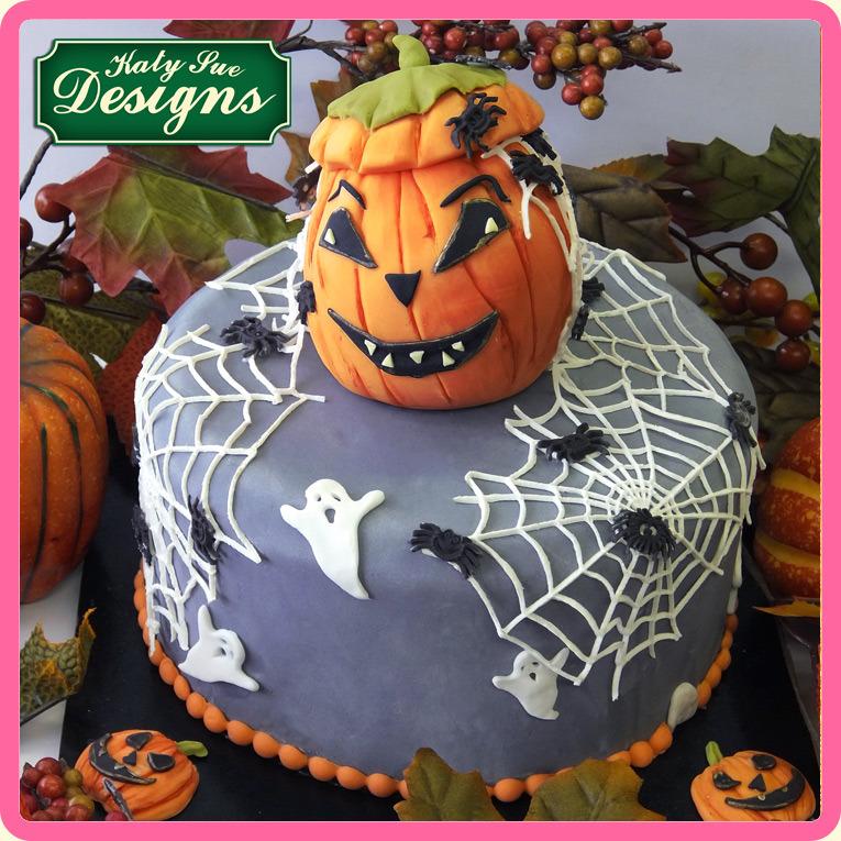 CD - An idea using the Ghosts Silicone Mould product