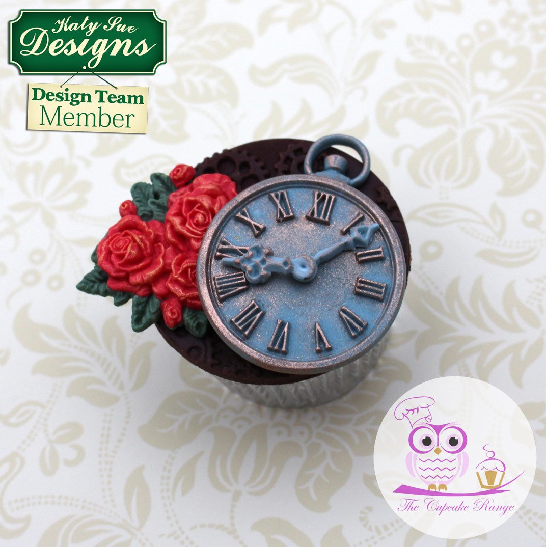 CD - An idea using the Clock Silicone Mould product
