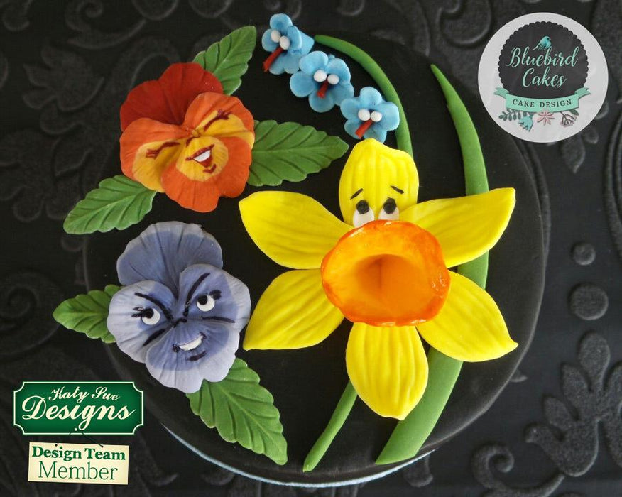 CD - An idea using the Pansies Silicone Mould product