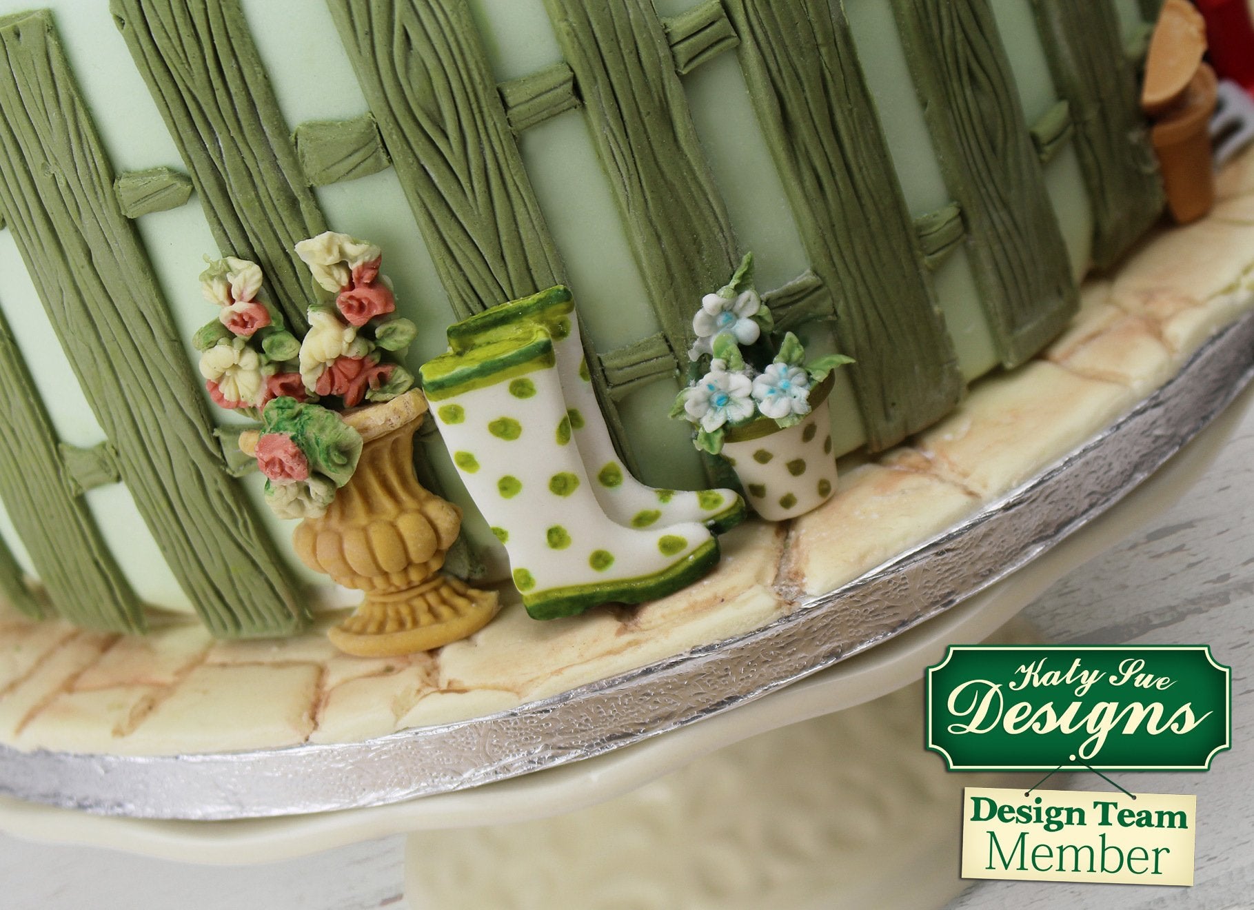 CD - An idea using the Wood Panel Silicone Mould product