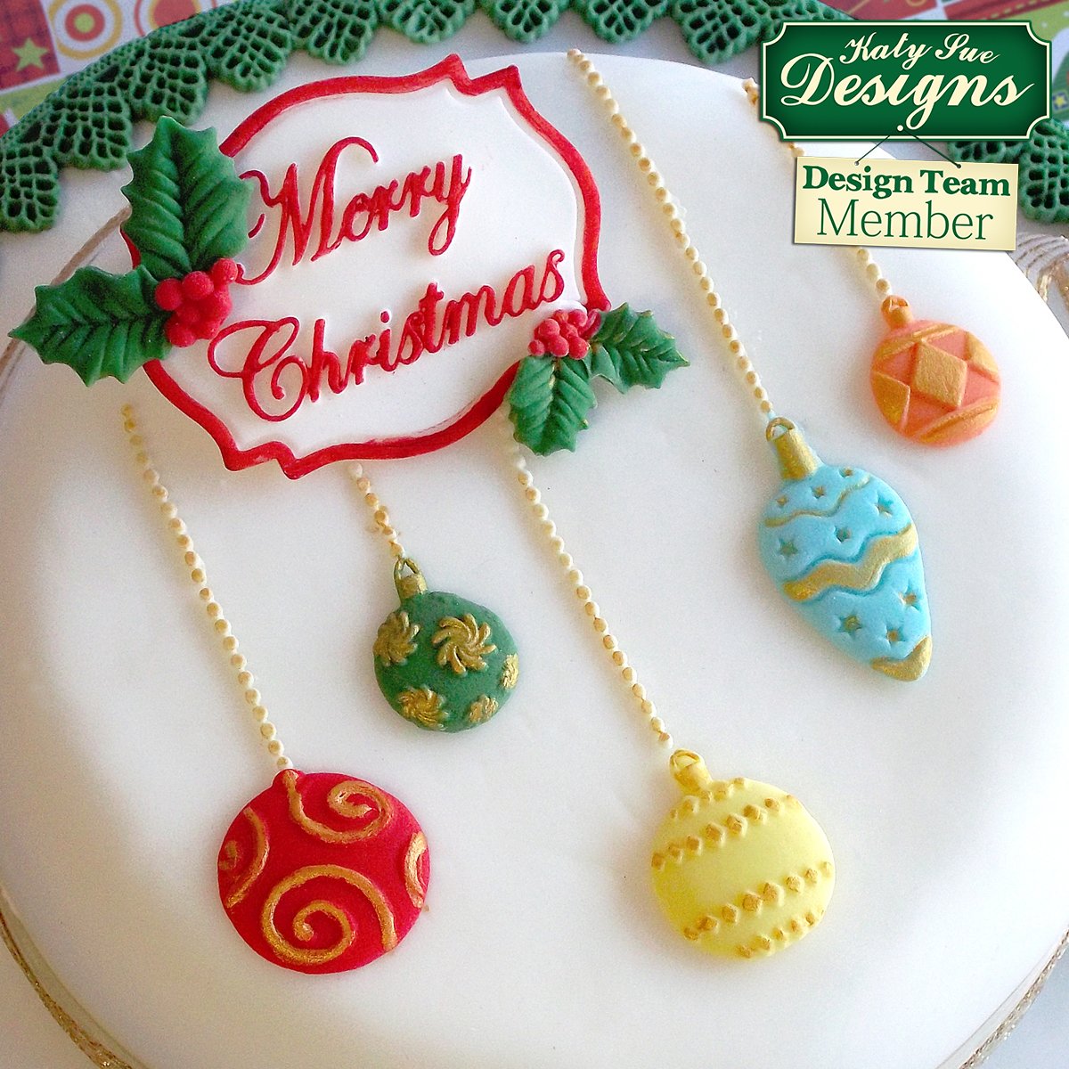 CD - An idea using the Christmas Baubles Silicone Mould product