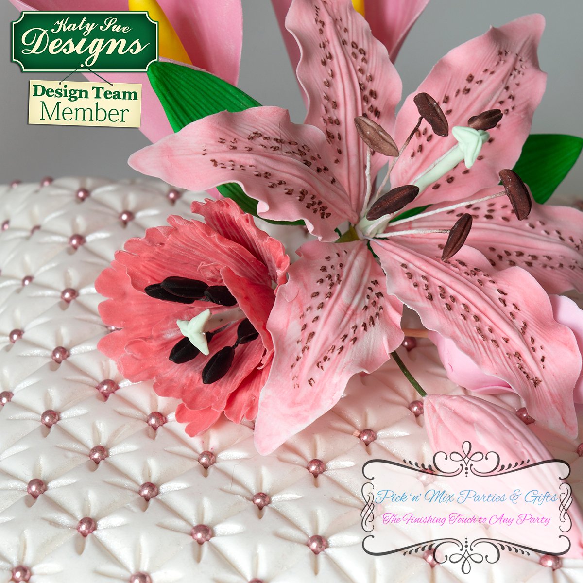 CD - Cake Idea using the Flower Pro Lily Mould and Veiner 