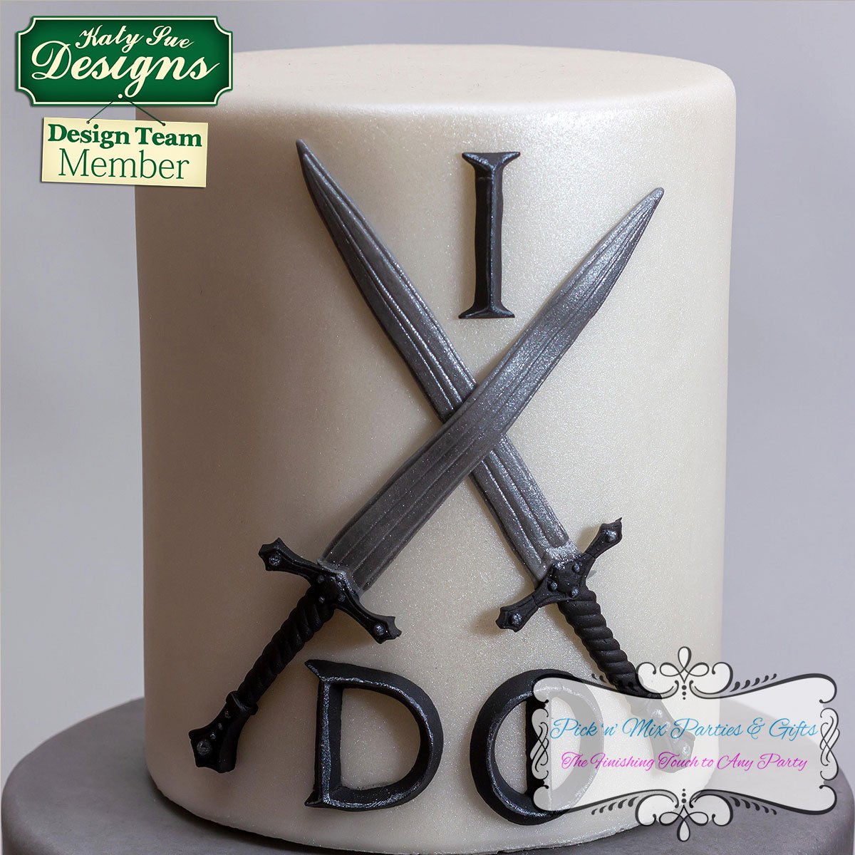 CD - Iron Alphabet Cake Mould