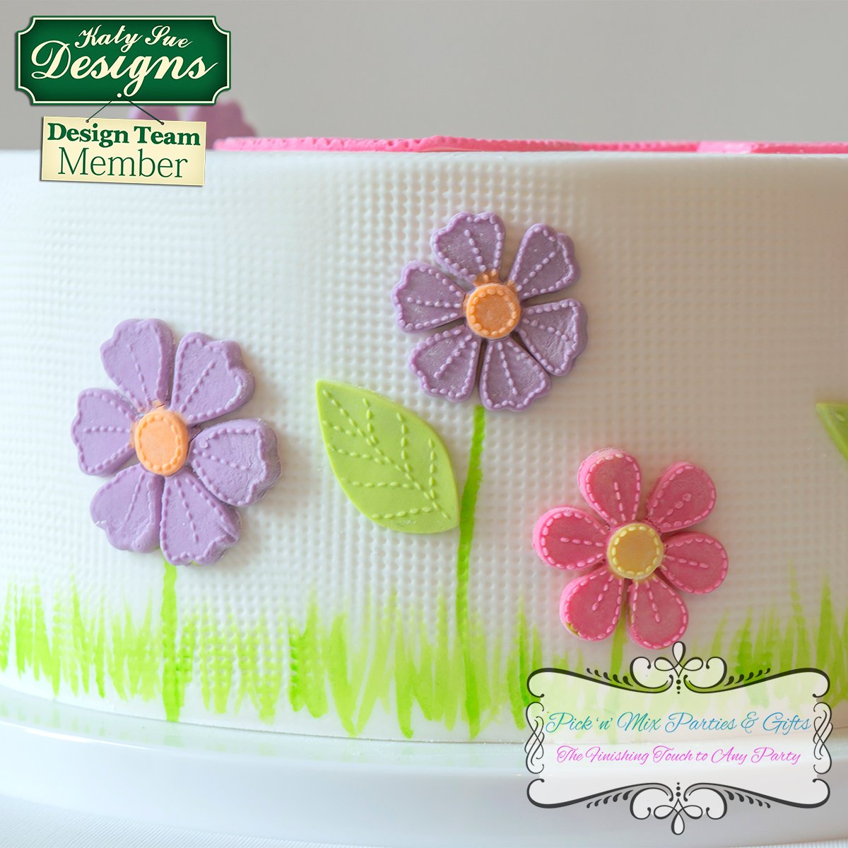 CD - Cross Stitch Cake Decorating